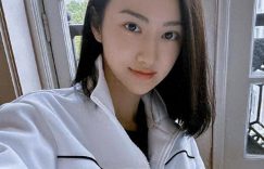 景甜被疑整容出问题啦！脸蛋肿还僵，眼睛小了一大圈，像极了悲伤蛙！缩略图