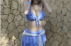 林志玲49岁依然火辣：蓝色泳装秀身材，黑泽真是好福气！缩略图