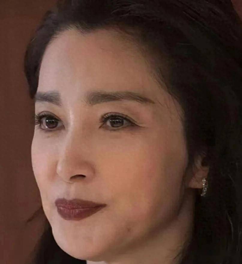 52岁的李冰冰也卸妆了，医美热潮要退了吗？真正的美，你准备好了吗？插图