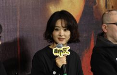 赵丽颖换了风格，西装加短发，气场爆棚两米八，甜妹瞬间变成女霸总！缩略图