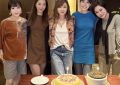 62岁关之琳生日会现身，花衣服超抢眼，站C位享受贵宾级待遇缩略图
