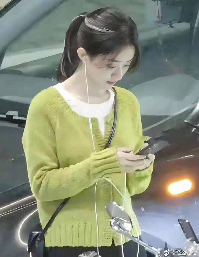 赵丽颖没化妆就上镜，真实样子火了：原来她这样也这么美插图