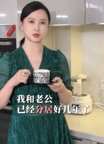 翁虹吐槽和老公异地三年，距离反而让俩人感情更铁了插图