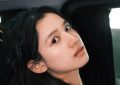 张婧仪夏日随手拍曝光，光影中的侧颜美出文艺感缩略图
