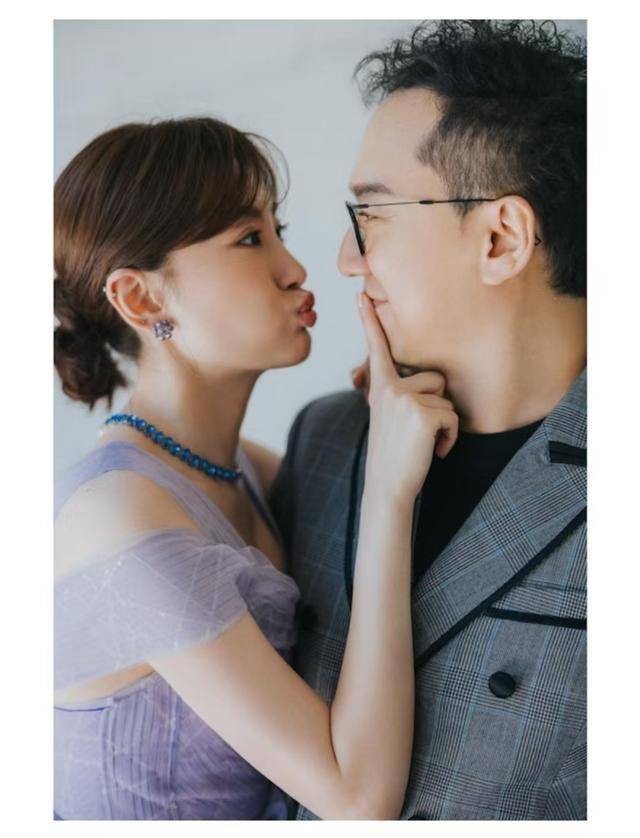 前TVB花旦新婚半年就怀上了？孕味十足，之前还被拍到为生女儿去看医生插图1
