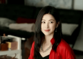 40岁朱珠在家请客，老公下厨秒杀五星酒店，3岁女儿正面照难得一见缩略图