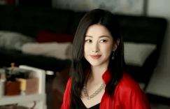 40岁朱珠在家请客，老公下厨秒杀五星酒店，3岁女儿正面照难得一见缩略图