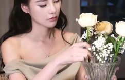 全网都在等S妈回应，结果她却沉默了，汪小菲带筱梅撒狗粮，小S却心态崩了！缩略图