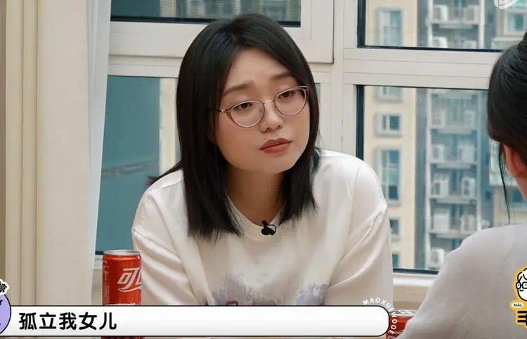郭女儿在学校被得学校被排挤，因为太漂亮了，她的应对方法值得学习插图1