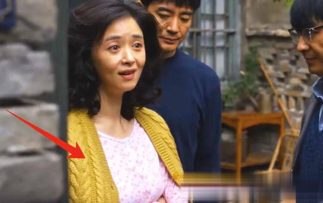 蒋！壮病，壮不是毛病，女明星的遮羞布被她扯得粉碎插图1