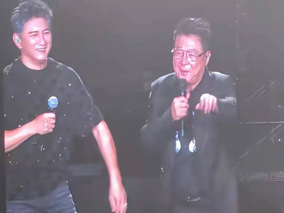 吴诗又传方遮又传婚变，男方焊戒指疑似遮掩实情插图