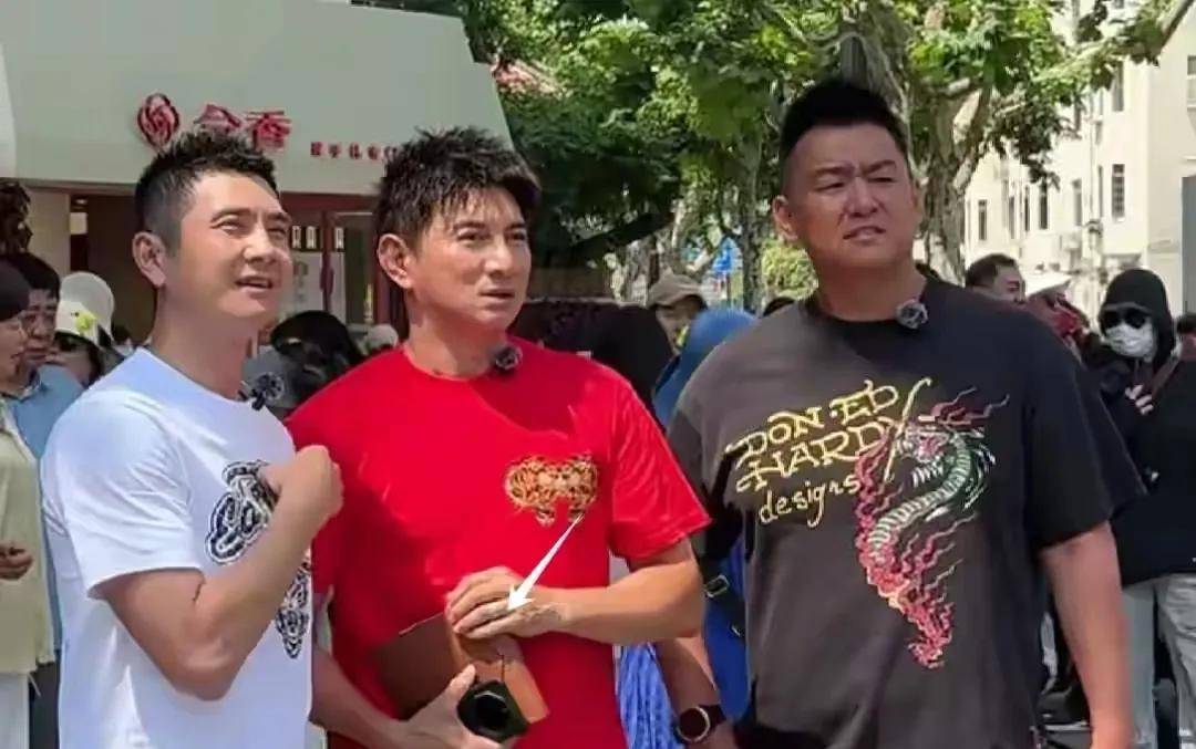 吴诗又传方遮又传婚变，男方焊戒指疑似遮掩实情插图1