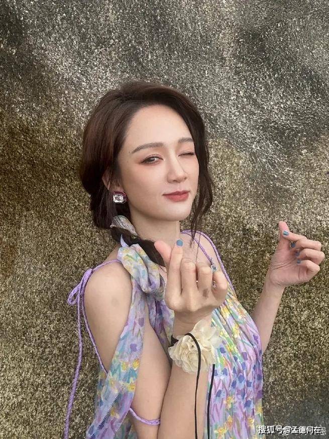 这也陈乔真了！陈乔恩，身材真够迷人的！插图1