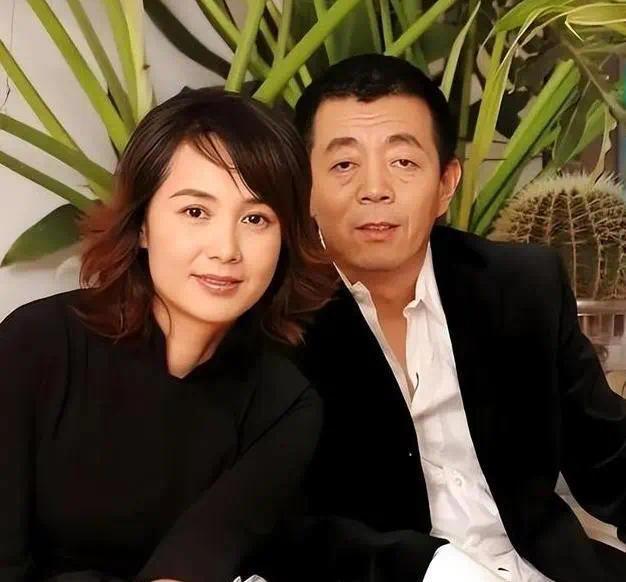 蒋国照流出明显得流出，眼角皱纹明显，人生下半场活得更淡定插图