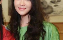 4怡真拼妆怡真拼，和小13岁的全妆陈丽君同框，结果出乎意料缩略图