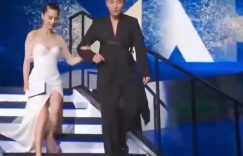 杨吃早餐照吃早餐照，评论区喊话让他快去追回黄圣依缩略图