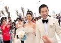 汪妇细节曝光，细节曝光，场面大小引热议，婚纱照甜到爆缩略图