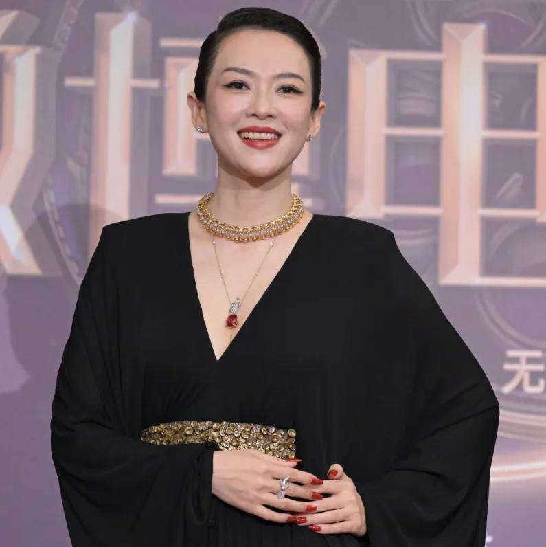 红光！章子惊艳章子怡气色超好，钟楚曦瘦成纸片人，金晨变化让人惊艳插图1