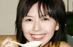 孙现身长城，身长城，13岁儿子活力十足冲最前缩略图