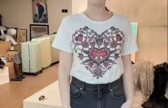 梅京曝光，十墅部曝光，十个人住一栋别墅，屋里有点乱缩略图