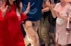 Sel去看Hebe了a去看Hebe演唱会，SHE悄悄合体，Selina感动哭了缩略图