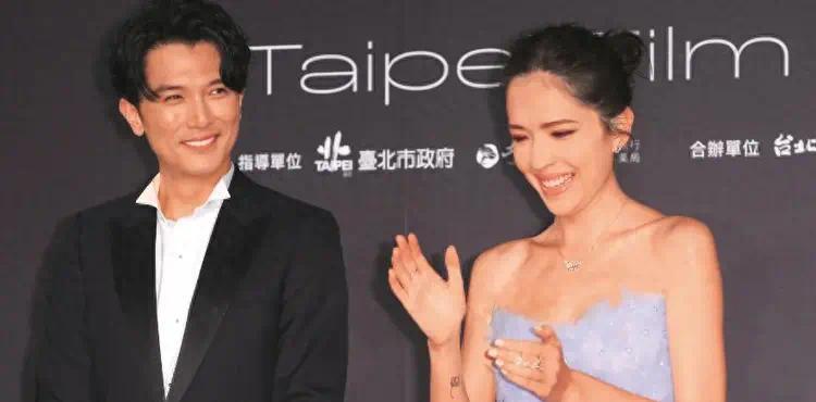 4甯孕肚媒多月肚曝光！台媒：怀孕7个多月，摸肚子好有爱插图