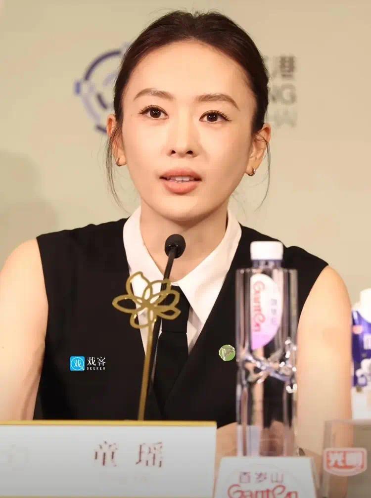 嫁多？10切要？10年后章子怡和童谣的现状说明一切插图1
