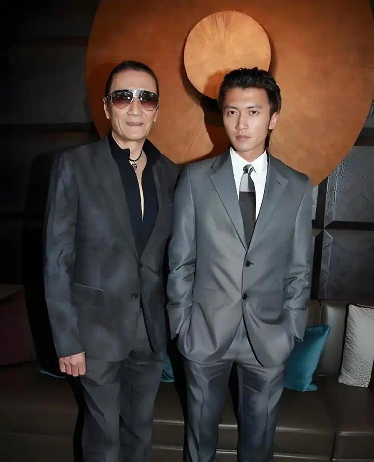 内大于解开？终于解开？张柏芝三胎的亲爹是谢霆锋？插图1