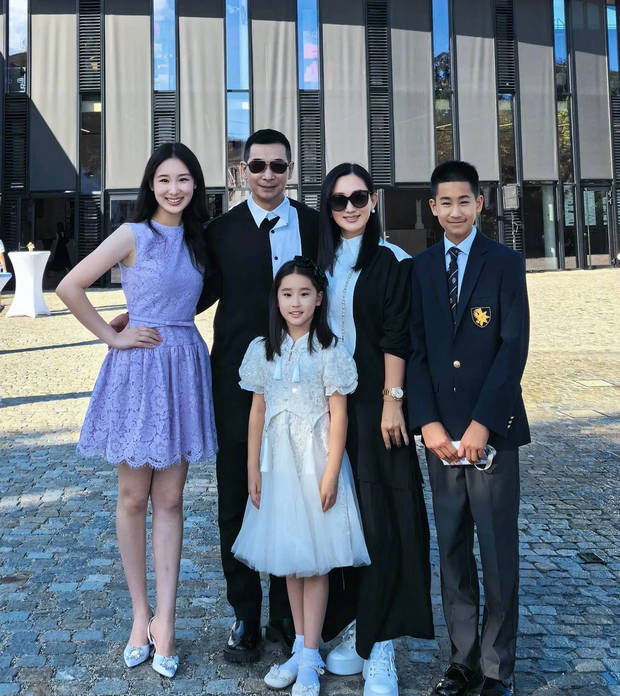赵家福，大业啦，大女儿高中毕业啦！插图