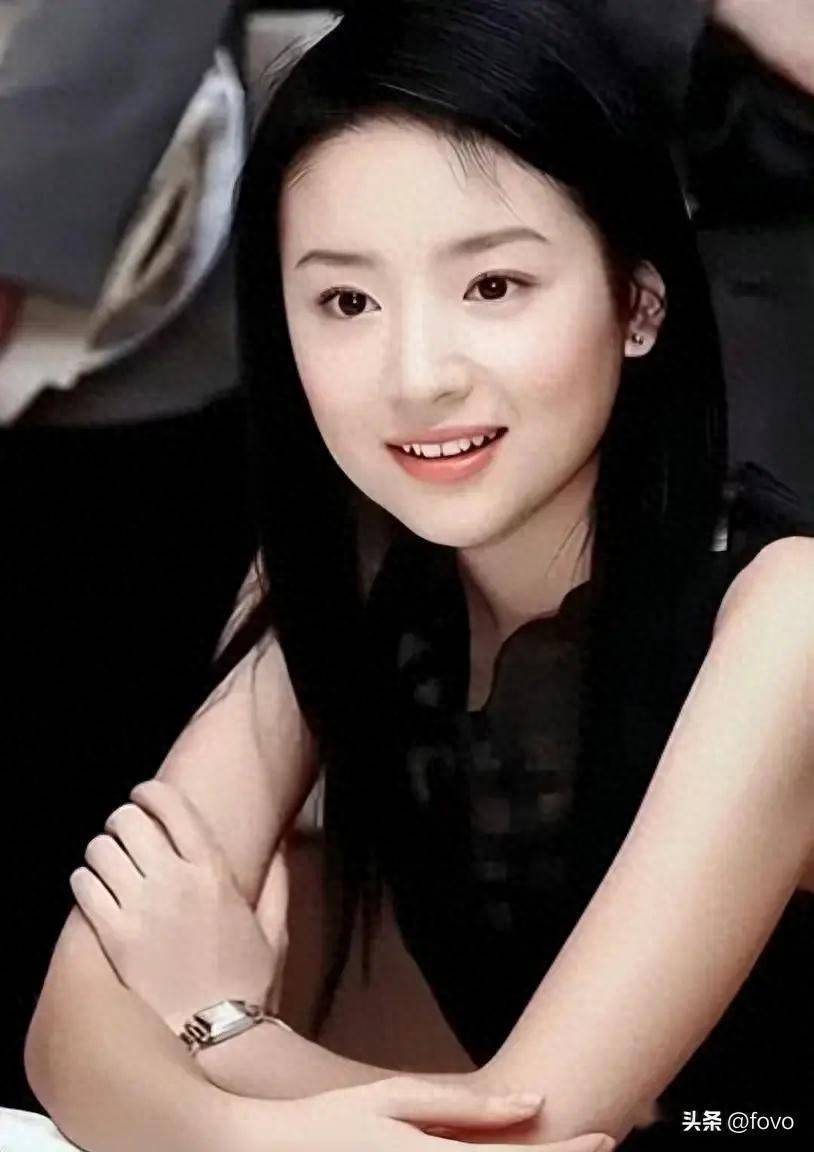 董时的样子，周样子，周迅和李嘉欣的19岁都比不上蔡少芬那么惊艳插图
