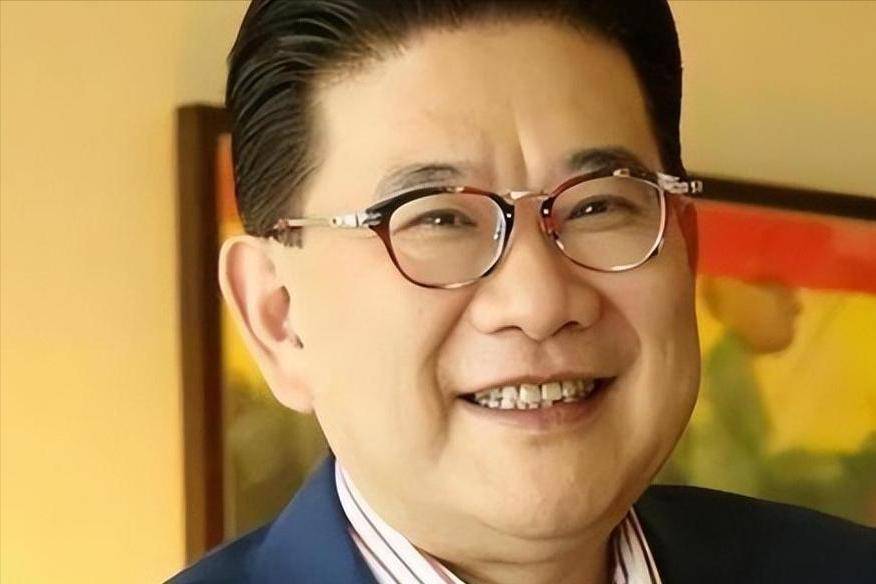 曹可抢真曹可凡：占姜妍便宜、抢镜头，样子真不太好看插图1