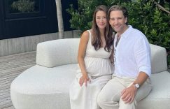 哈哈怀孕九个月人怀孕九个月快生啦，挺着大肚子公布二胎是男是女缩略图