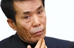 7魁被儿子月被儿子直播背刺：他干不动了，每月给一万够花吗缩略图