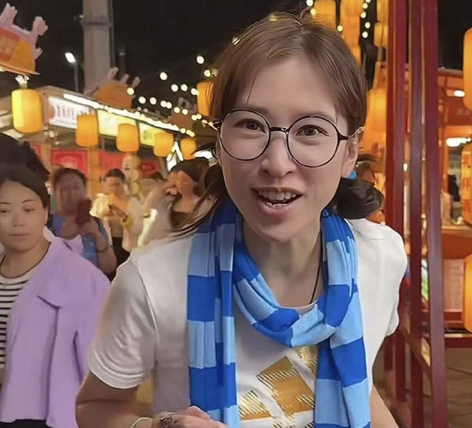 香港言论开拜金言论，想嫁有钱人，只想躺平不干活插图