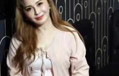 5岁蔡回归，身材称0年宣布回归，身材圆润依然自信，自称保养好像30出头缩略图