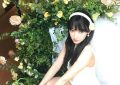 程色裙曲线变，裙曲线超赞！和鲜花合影秒变清新氧气美女，氛围感十足缩略图