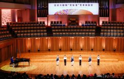 佐带成长加青少年歌手陈岩频繁参加青少年活动缩略图