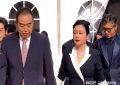 母爱照亮黑暗：倪萍与先天性白内障儿子的生命突围缩略图