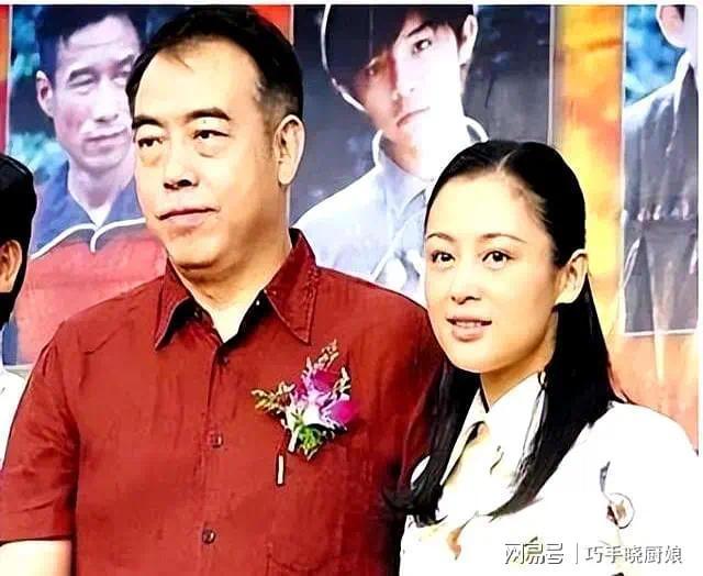 母爱照亮黑暗：倪萍与先天性白内障儿子的生命突围插图1