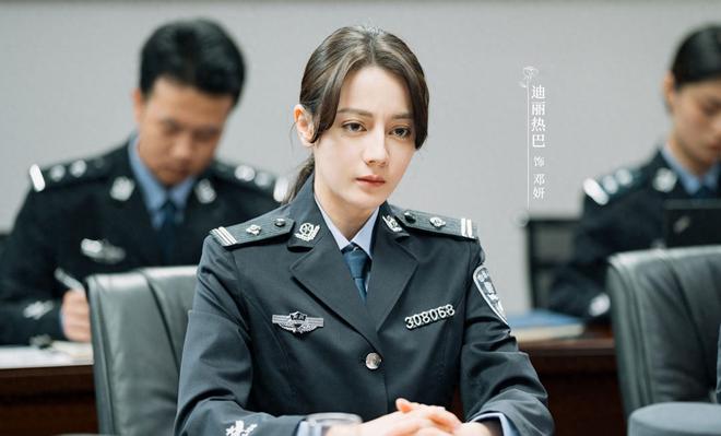 《瑰情》迅雷BT资源下载种子下载[mp4]4K蓝光[HD1080P]插图