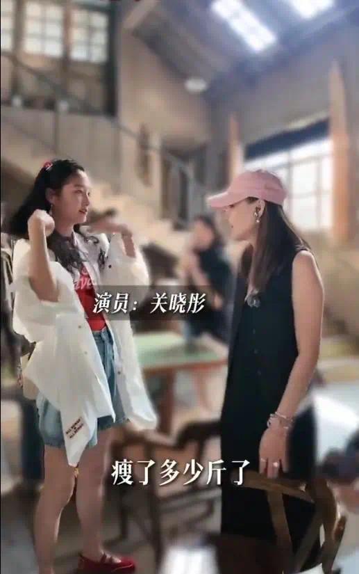 关晓彤暴瘦14斤背后：彩椒碗+16小时空腹，揭秘《耀眼》女主角的极致自律插图1