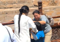 张纪中全家出游引争议：6岁儿子暴踢11岁继兄，父亲全程冷处理惹众怒缩略图