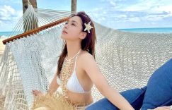 钟欣潼海边玩得超开心，状态美翻了缩略图