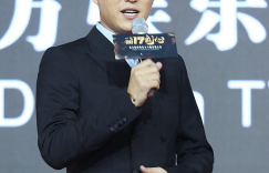零片酬演了17次！靳东帮朋友客串，背后全是圈内人情世故缩略图