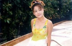 香港女星复出拍戏，结婚十几年在家贤惠，状态好到像冻龄美人缩略图