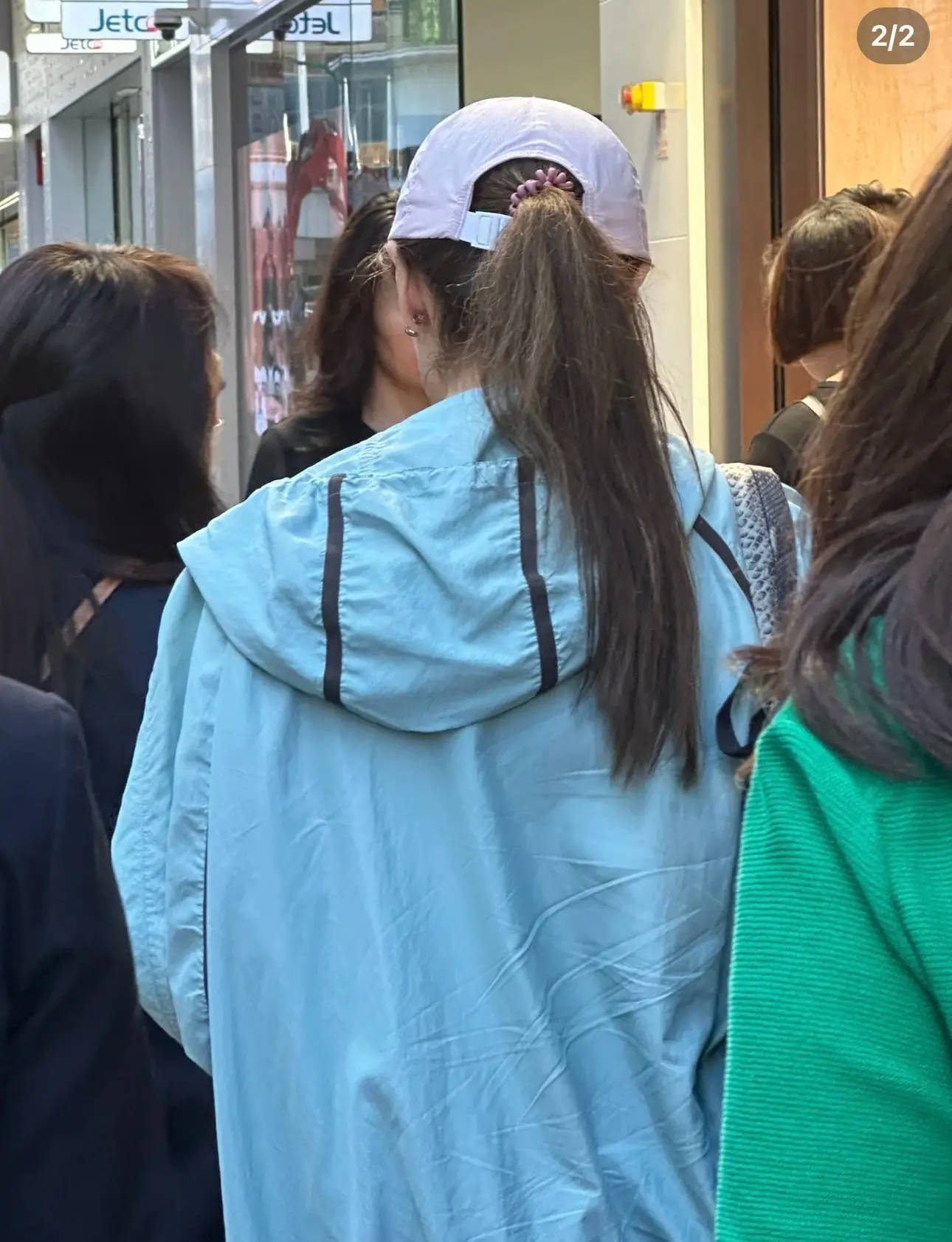 李嘉欣香港大手笔扫货！被曝每月200万生活费，这才是阔太的真实生活插图