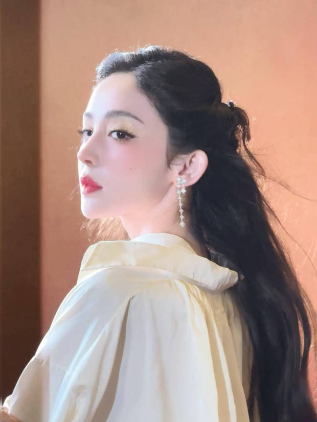 娜扎演傲娇大小姐，又美又飒！插图1