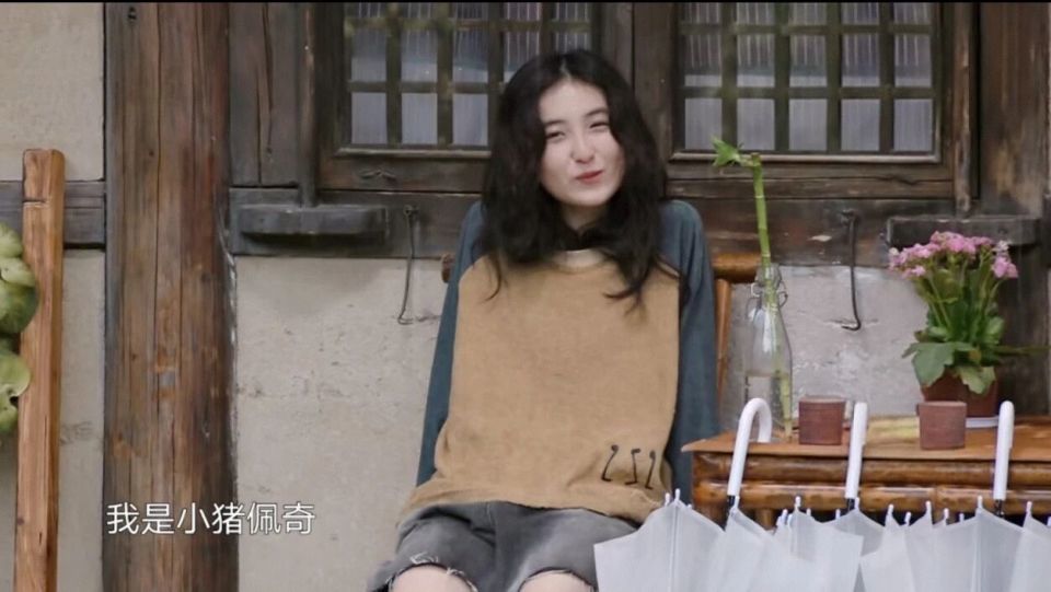 《向往的生活》8季了,她居然是第一个让张子枫主动求抱抱的嘉宾插图 《向往的生活》8季了,她居然是第一个让张子枫主动求抱抱的嘉宾插图