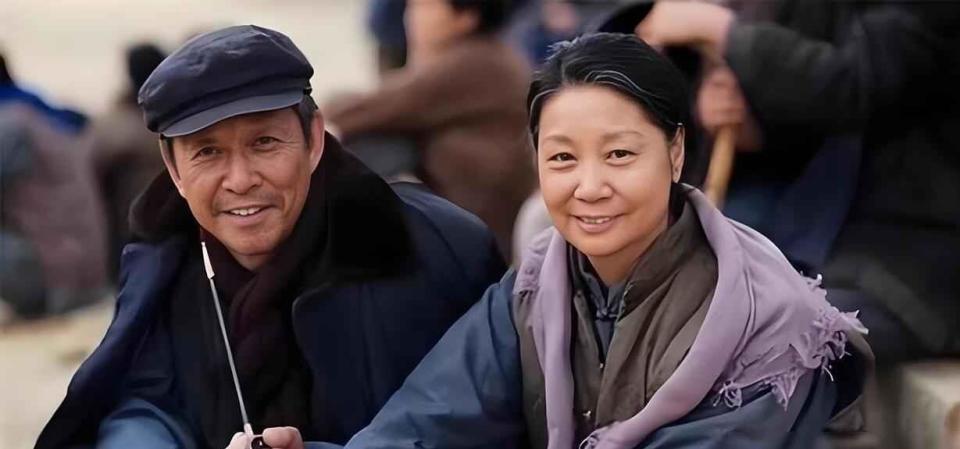 《父母爱情》里他们竟然是真夫妻？戏外相爱40年没绯闻，儿子还当了导演插图