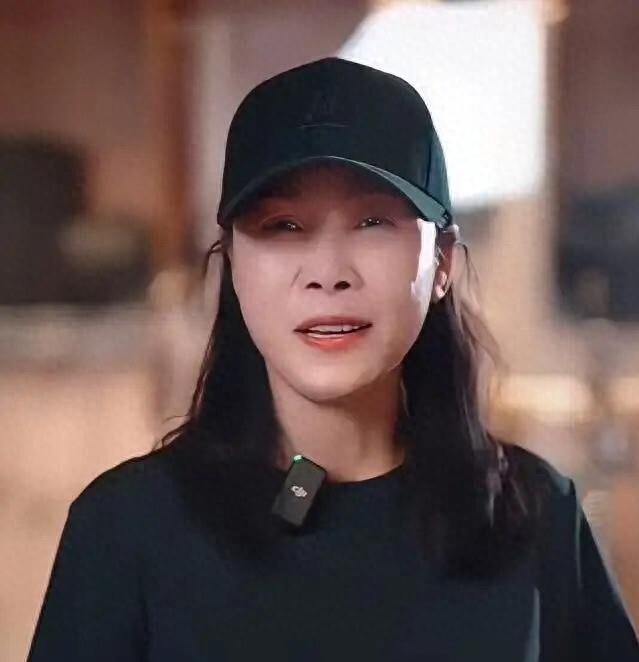 田震59岁开唱复出!24年没露面,门票收入全捐乡村音乐教育插图 田震59岁开唱复出!24年没露面,门票收入全捐乡村音乐教育插图